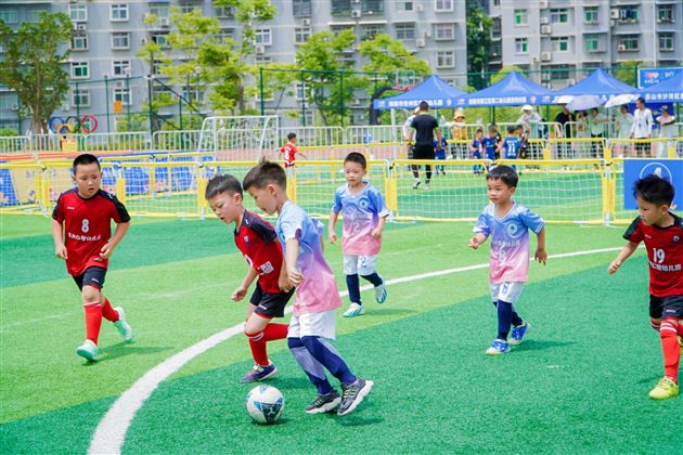 闪耀省足球赛场，再次勇夺一等奖 