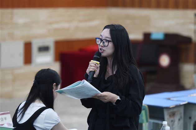 参会教师课后研讨