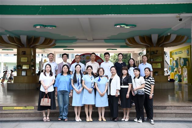 党建引领聚合力 品牌示范树标杆——双流区民办学校第十党建学区联合主题党日活动在棠外举行