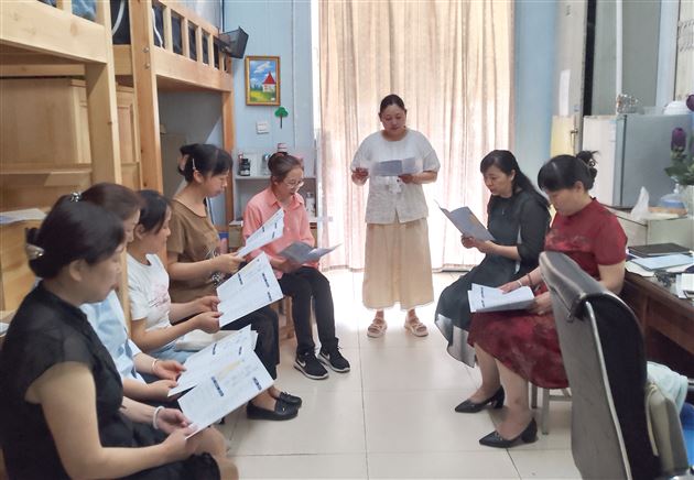 聚焦心理危机干预 提升育人专业能力——棠外初中公寓开展“识别与处理学生心理危机”主题式单元教研活动