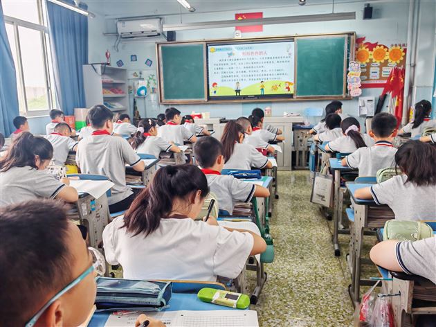 妙笔竞秀展才情，佳作生辉显风采——棠外附小成功举办“阳光杯”作文竞赛 