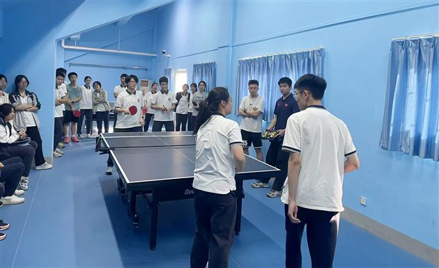 青春在赛场上绽放光彩——棠外高中球类班级联赛圆满收官