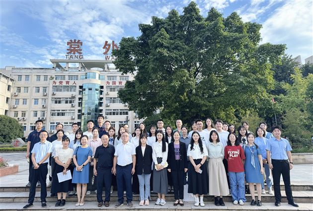 赋能新师 聚力成长——棠外高中召开新进三年教师座谈会