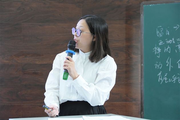 棠外开展基于“课程转化力”的七年级语文新教材培训暨单元整体教学设计研讨活动