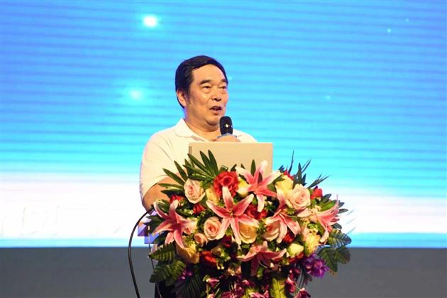 提升全民科学素质 夯实科技强国基础——棠外初中举办科学家进校园讲座活动