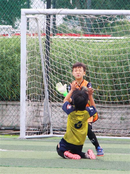 棠外附小U7登顶成都，川超精神薪火相传