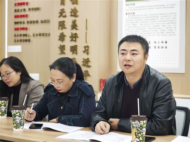 聚焦班级突发事件处置 提升班主任专业能力——棠外初中开展“践行教育家精神 提升教师德心共育力”专题培训（九）