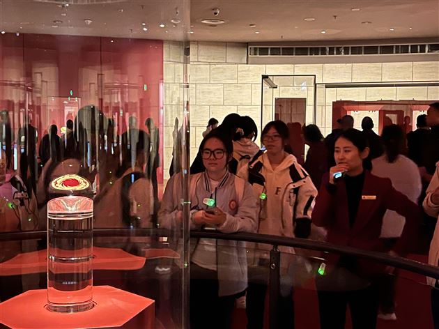 探秘金沙遗址 寻源古蜀神都——记棠外人文考古社高2024级分社考古研学活动