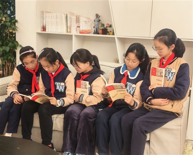 棠外附小六年级开展“红色语文”系列实践活动