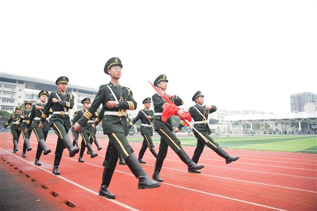 燃情赛场聚合力 青春逐梦绽芳华——棠外高中第十二届集体运动会圆满落幕