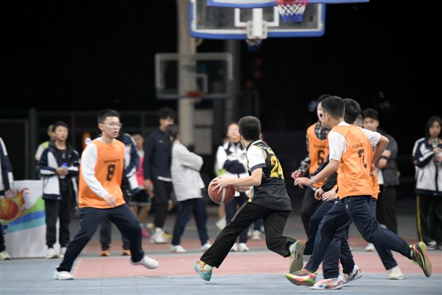 棠外初2024级班级篮球联赛圆满落幕