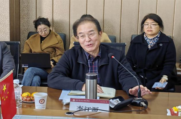 初冬煦阳开新境 文道课题启华章——《新时代初中古诗文“文道统一”的教学实践研究》开题论证会