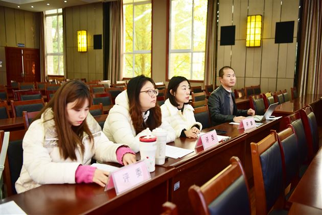 以赛促教锤炼技能 德心共育赋能成长——棠外初中开展2025年班主任技能大赛展评“主题班会课”（校内复赛）暨棠外初中“践行教育家精神，提升教师德心共育力”专题培训（第十六期）活动