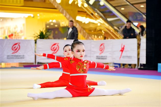 体操小将闪耀蓉城！市级比赛斩获三个特等奖