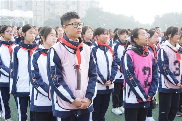 法治同行护成长 宪法精神润心田——棠外初中2025年宪法宣传周系列活动之主题升旗仪式（二）