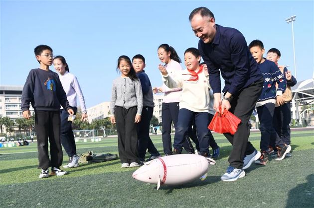 盛世华章展风采 运动强国育新苗——棠外附小2025年冬季集体项目趣味运动会圆满举行