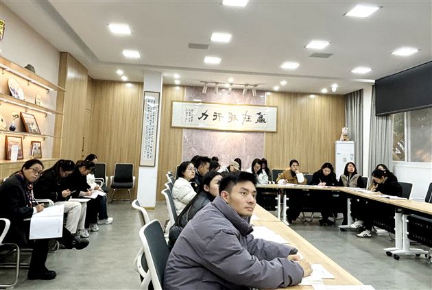 以文字的温度，织就成长的经纬——棠外附小班主任杨梅工作室育人智慧分享 