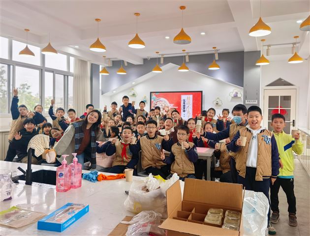棠外附小五年级开展劳动活动