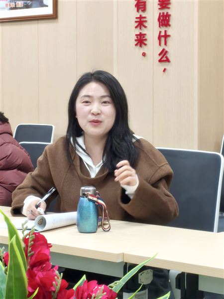 棠外高2025级班主任德育研讨会顺利召开