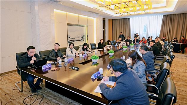 棠外附小徐永祥老师受邀在四川省青少年科技教育年会作主题发言