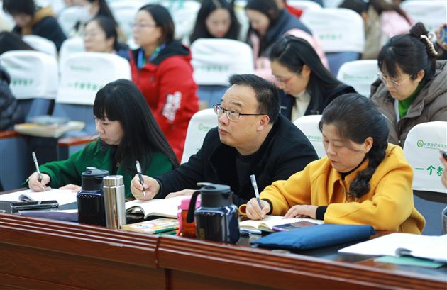 棠外附小康超老师精彩献课双流区小学语文期末复习专题研讨活动