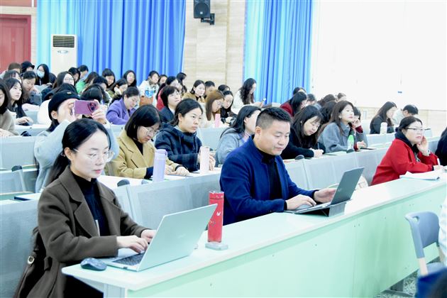 双流区教研活动在棠外举行