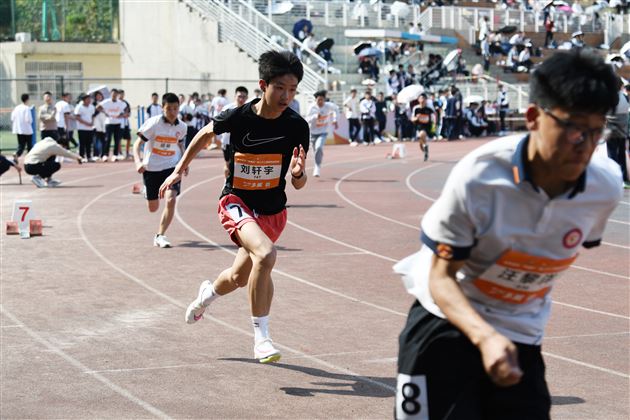 棠外高中“多威杯”第二十二届师生田径运动会圆满举行