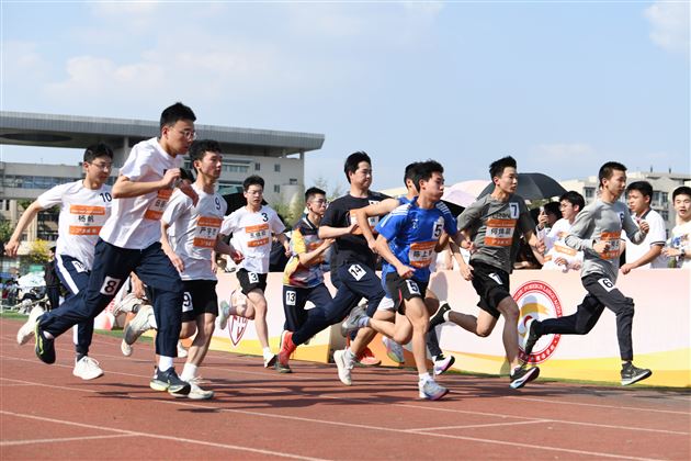 棠外高中“多威杯”第二十二届师生田径运动会圆满举行