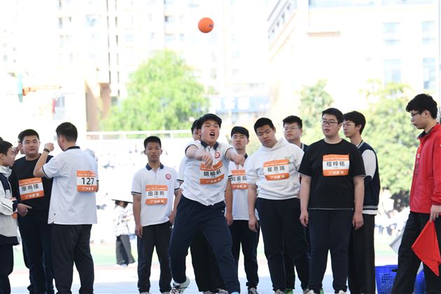 棠外高中“多威杯”第二十二届师生田径运动会圆满举行