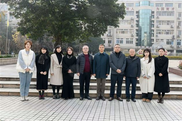 棠外邱左宇老师受邀在“中学卓越俄语教师成长计划”活动中作讲座