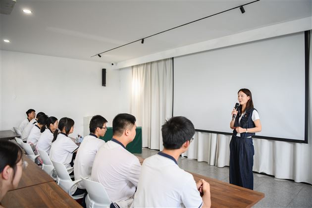 棠外高中青年学生党校专题培训暨2026年“五四”青年节特别主题团日活动