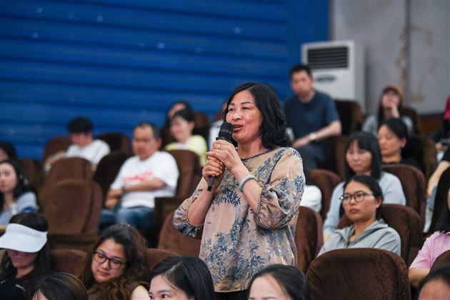 棠外附小举办青春期性教育专题家长讲座