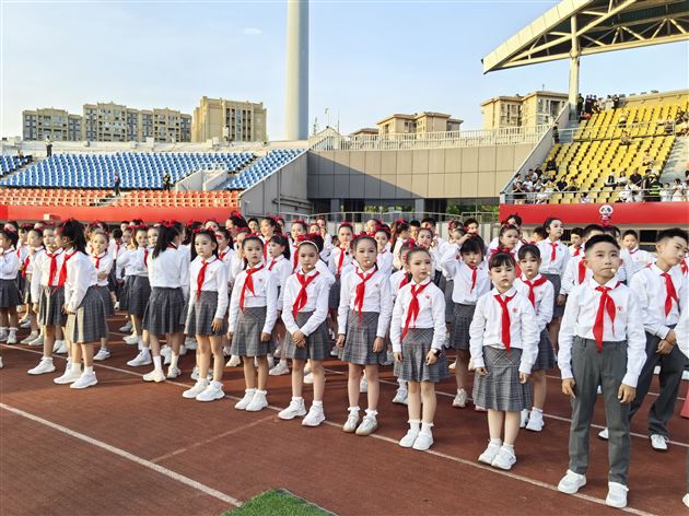 棠外附小学子闪耀川超联赛