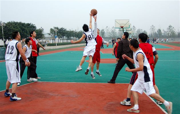 棠湖中学外语实验学校教职工篮球赛(一)