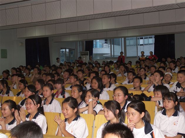 第二届“丑小鸭”杯课本剧表演比赛