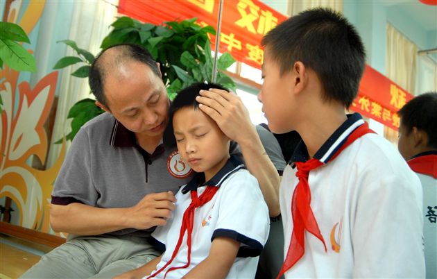 月圆中秋，情满校园(五)</p><p>　　