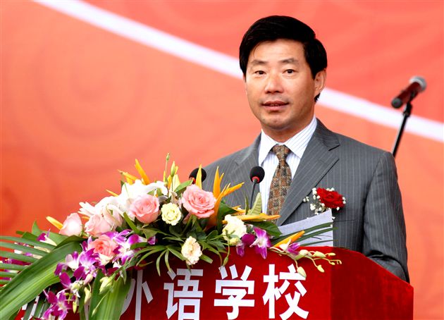 北京师范大学心理学院教授、博士生导师、中国社会心理学会副理事长 金盛华先生