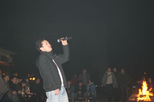 李建军老师独唱