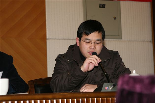 班主任代表汪靖老师发言