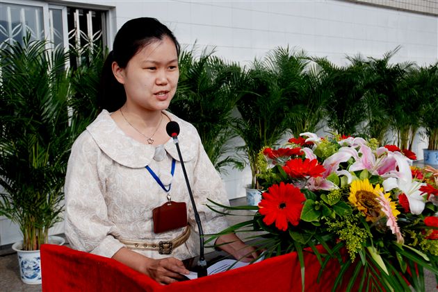 棠中外语学校高2009届成人宣誓仪式(八)