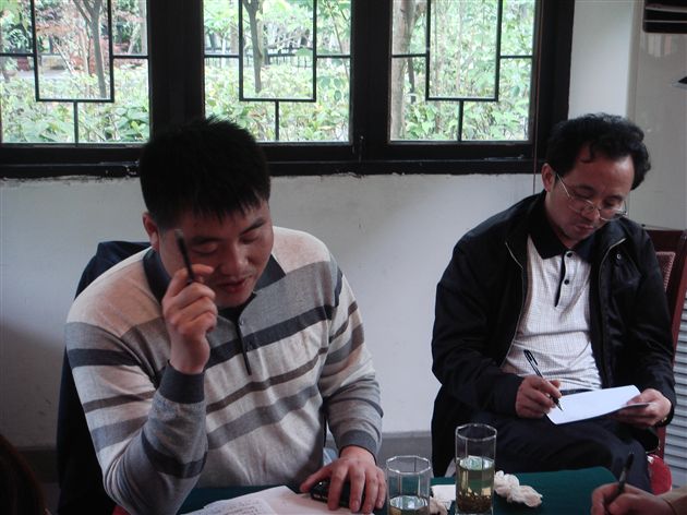 初2010届党小组活动3