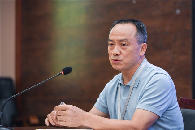 成都棠湖外国语学校2026年秋季开学安全工作专项部署会 