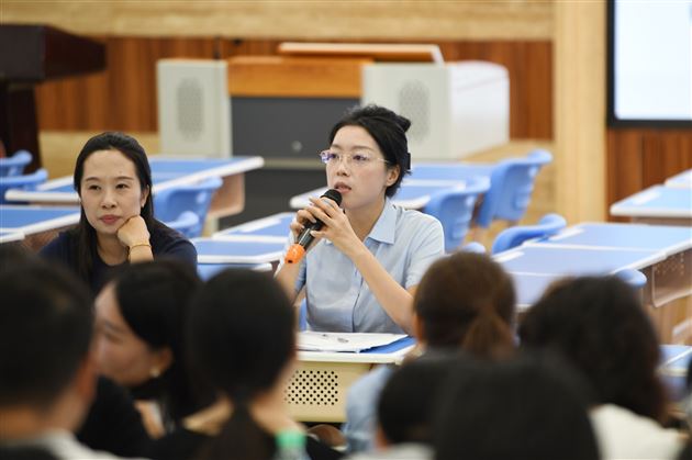 评委点评和交流