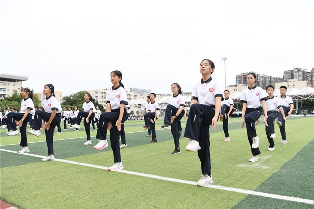 棠外初中第23届队列队形暨跑操比赛圆满举行 