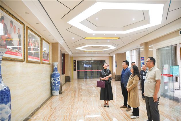 北大专家走进棠外 共话拔尖创新人才培养 