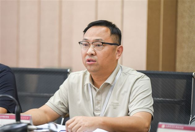 北大专家走进棠外 共话拔尖创新人才培养