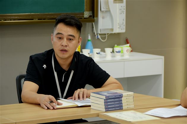 棠外初中举行师徒结对启动仪式暨教师发展座谈研讨会